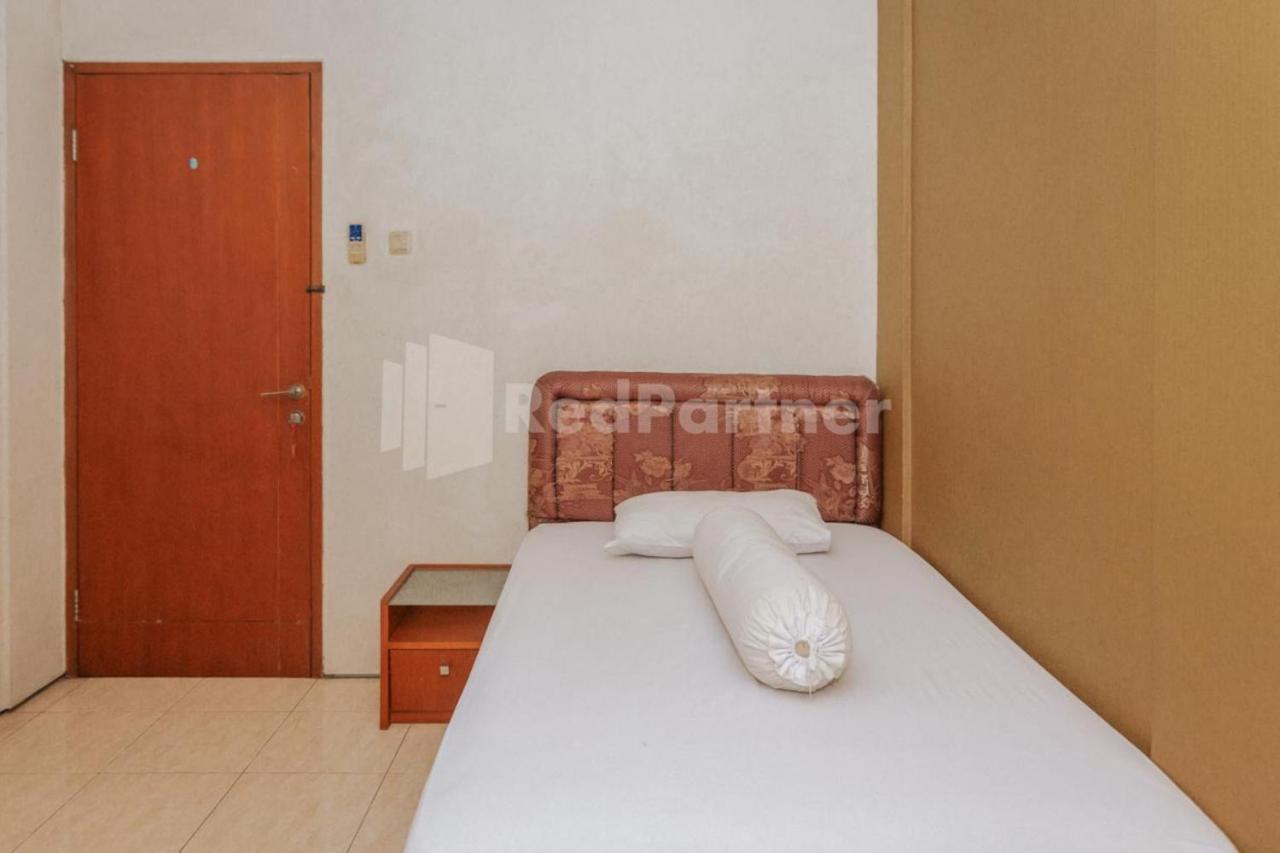 De Lugano Scbd Syariah Mitra Reddoorz Ξενοδοχείο Τζακάρτα Εξωτερικό φωτογραφία