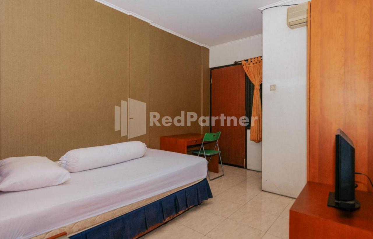 De Lugano Scbd Syariah Mitra Reddoorz Ξενοδοχείο Τζακάρτα Εξωτερικό φωτογραφία