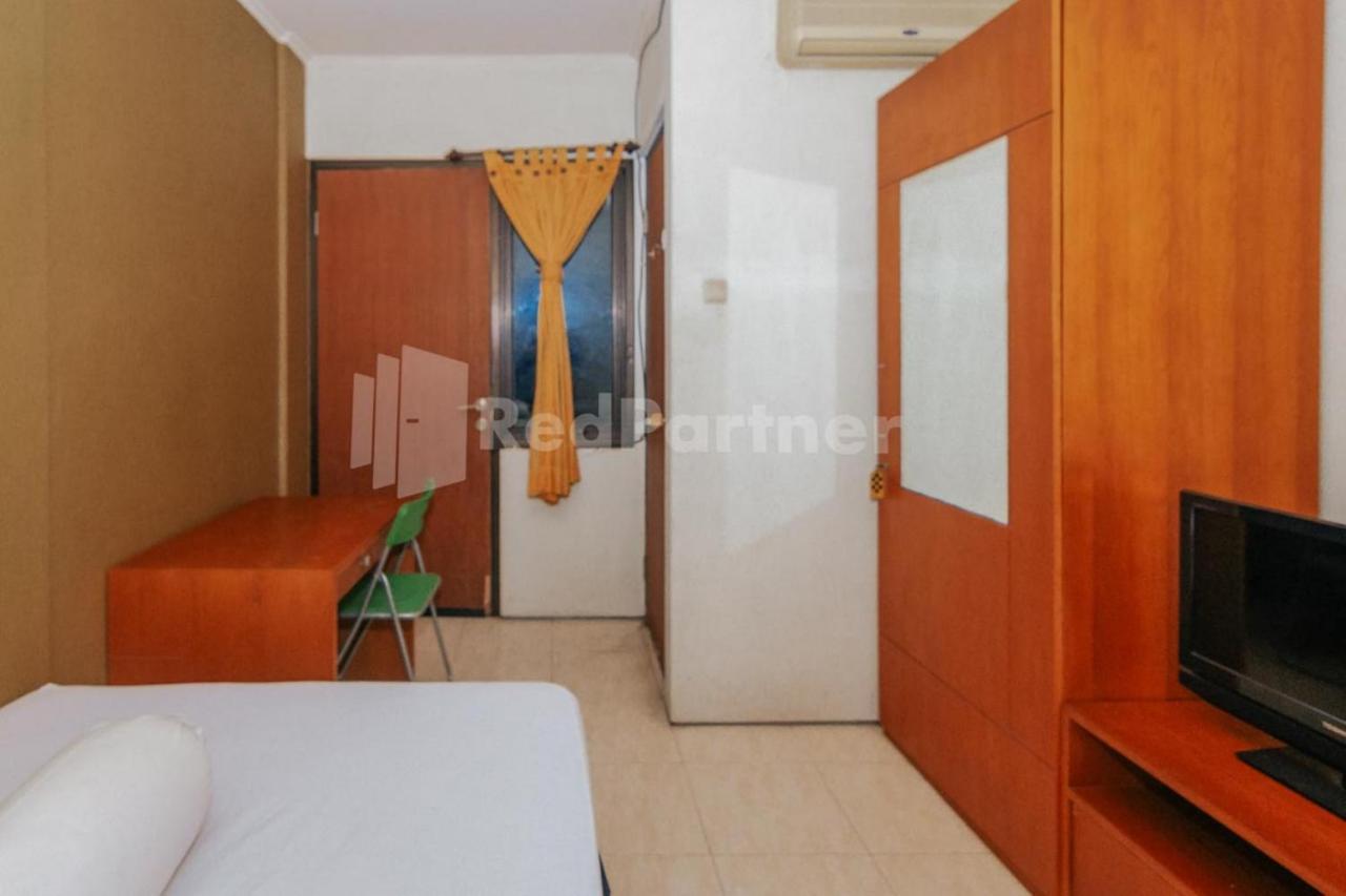 De Lugano Scbd Syariah Mitra Reddoorz Ξενοδοχείο Τζακάρτα Εξωτερικό φωτογραφία