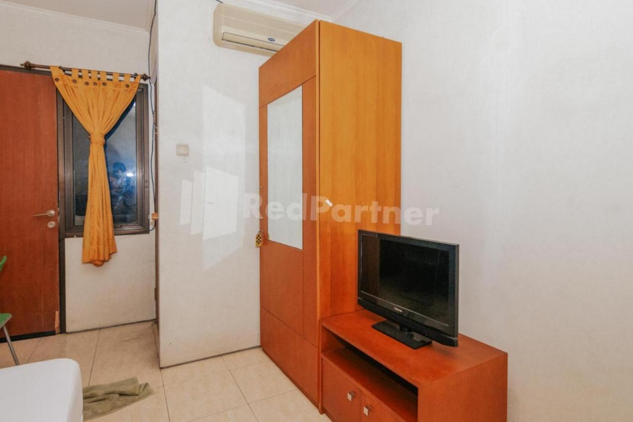 De Lugano Scbd Syariah Mitra Reddoorz Ξενοδοχείο Τζακάρτα Εξωτερικό φωτογραφία
